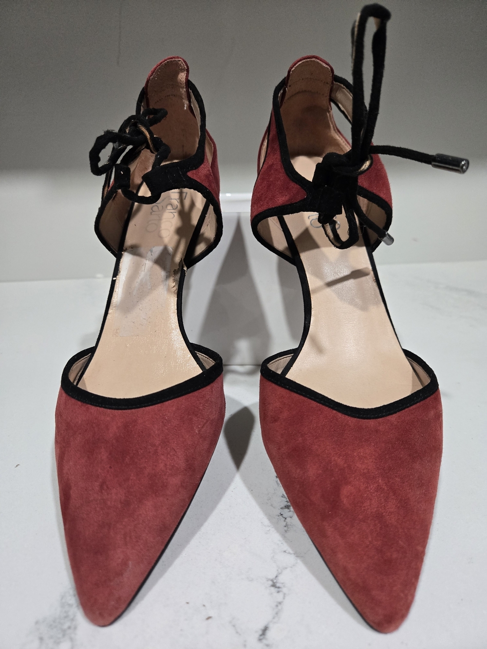 Franco Sarto Coquette Darlis Red Burgundy Suede Lace Up Kitten Heel Pumps Sz 8.5